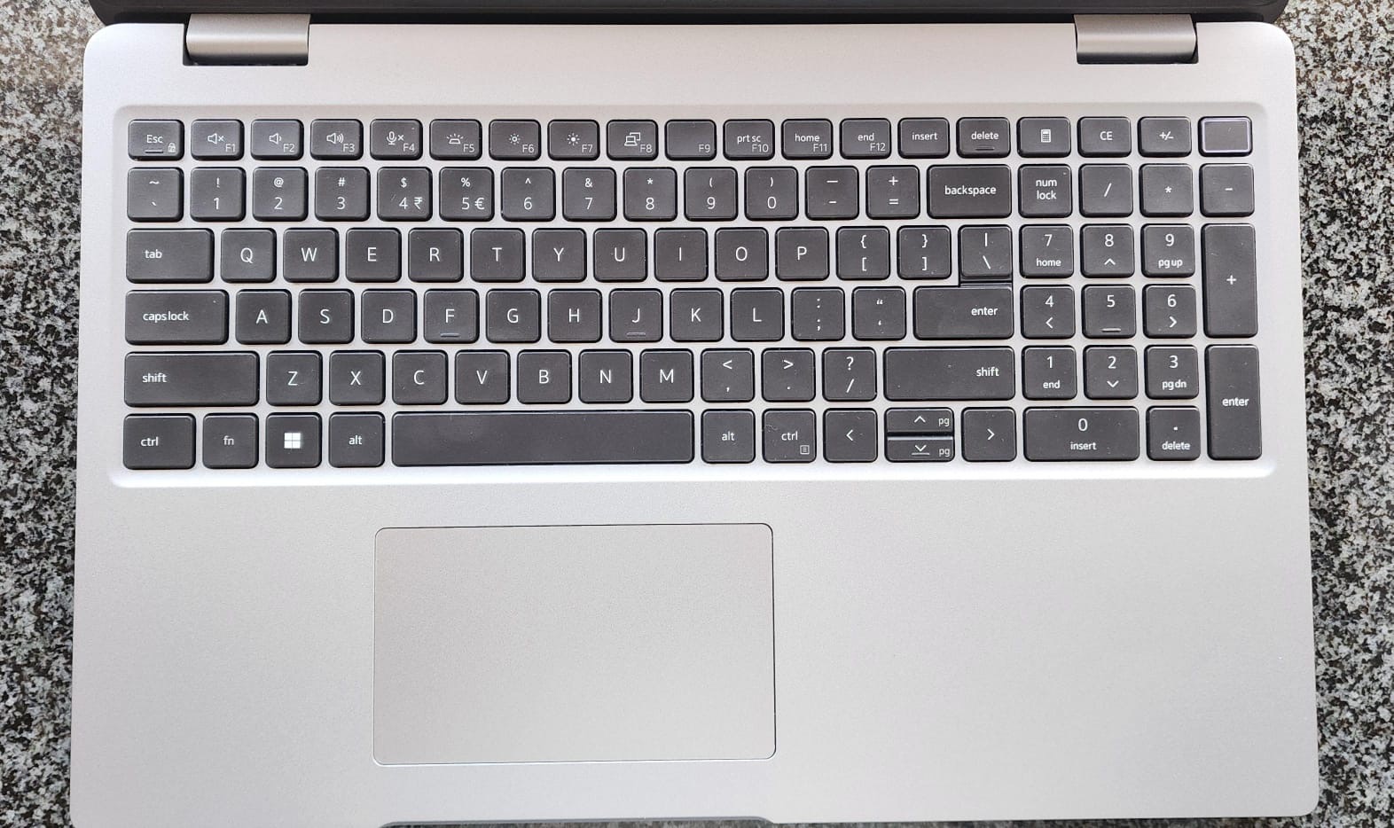 Dell Latitude 5540 i7-1355U | 32GB RAM | 512GB NVMe SSD | 15.6β FHD | Windows 11 Pro | 6-Month Warranty - Image 3