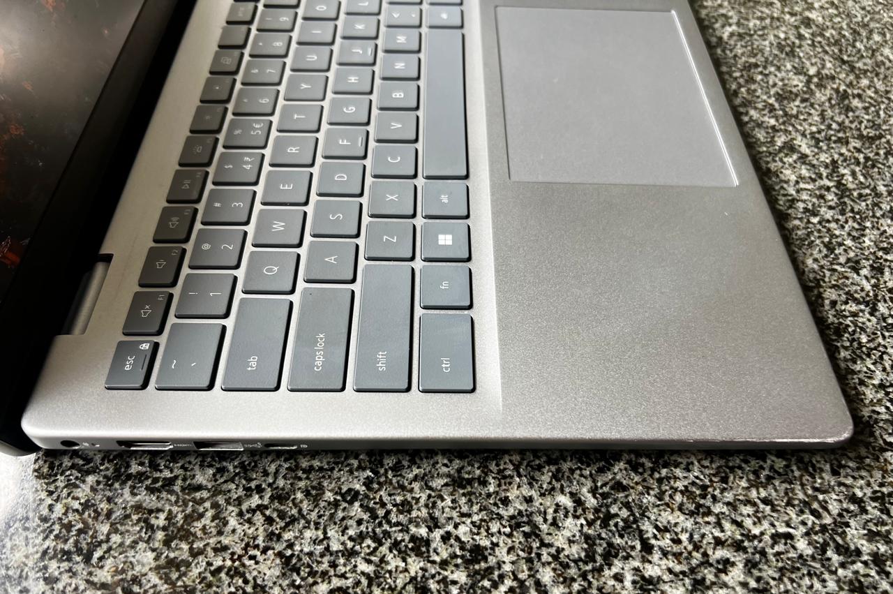 Dell Inspiron 14 5440 Intel Core 7 150U 16GB DDR5 RAM 512GB NVMe SSD 14” FHD+ Windows 11 Pro Laptop - Image 5