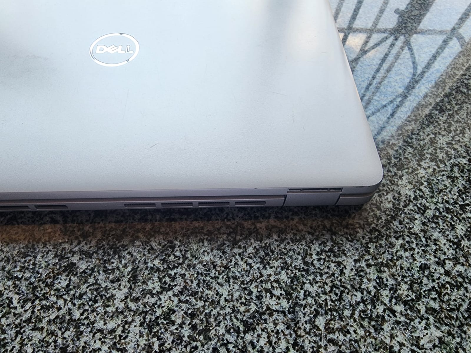 Dell Latitude 5350 Core Ultra 7 135U 32GB LPDDR5x 512GB NVMe SSD 13.3” FHD Windows 11 Pro AI Laptop - Image 8